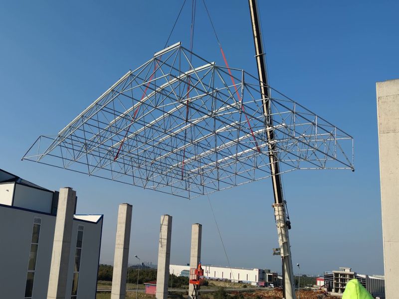 Çelik Çatı Montaj Vinç